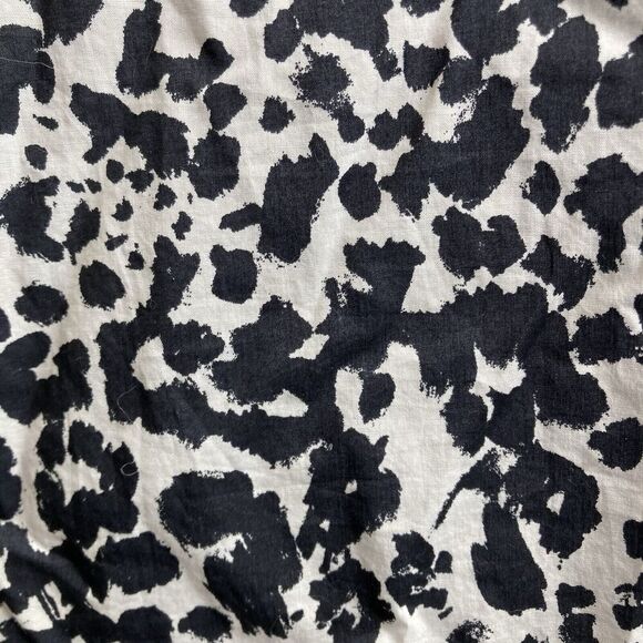 J‎ Crew Women's Black Snow Leopard Boy Shirt Size 10 Classic Cut Animal Print - Picture 15 of 15